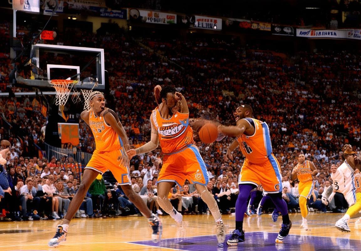 掘金湖人巅峰对决：25号约基奇与詹姆斯激情碰撞