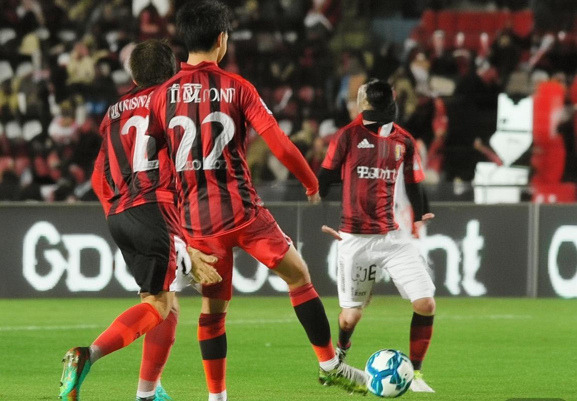 广岛三箭VS墨尔本胜利：经典对决回顾与赛事影响(图3)