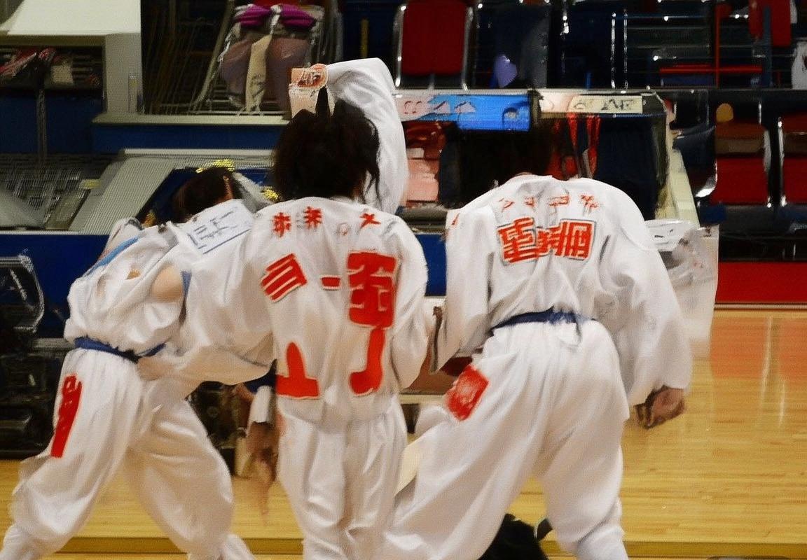 菲尔·福登：足球新星崛起之路与未来展望(图2)